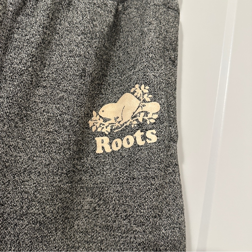 Roots Salt and Pepper Gray Jogger Style Sweatpants Size XXS Kids - Picture 4 of 11